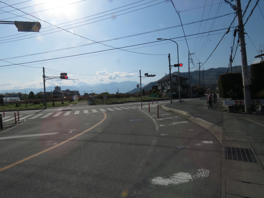 塩ノ山、釈迦堂から石和温泉へ、熊野神社南交差点