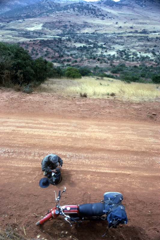 宮本常一 in tanzania