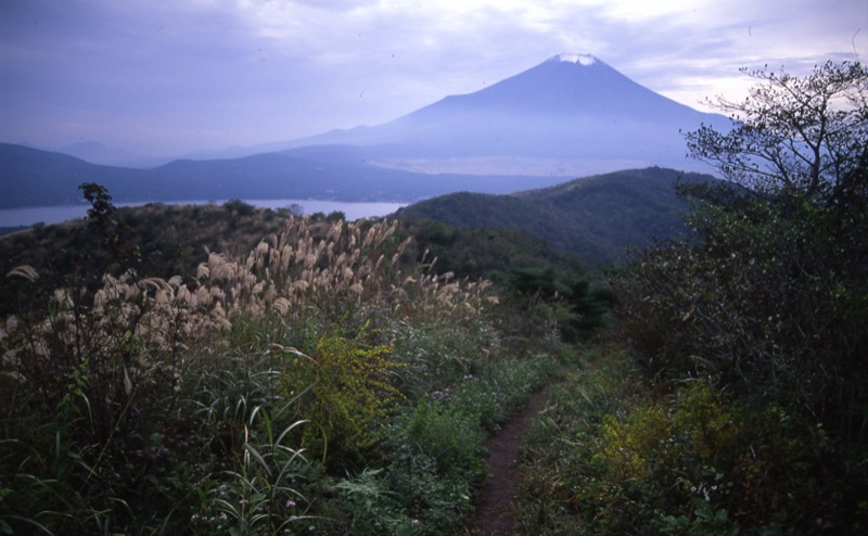 石割山