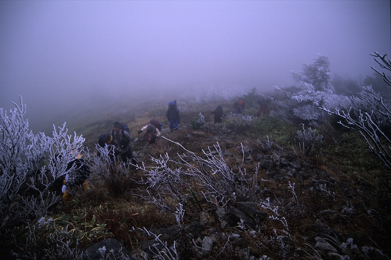 四阿山