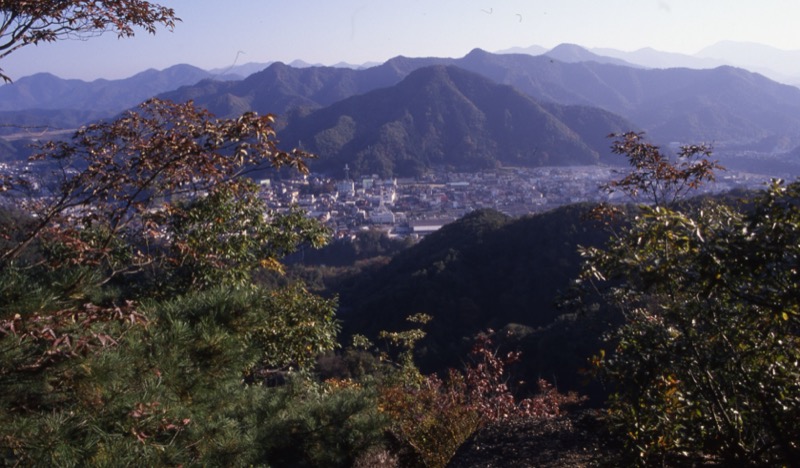 岩殿山