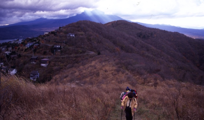 石割山