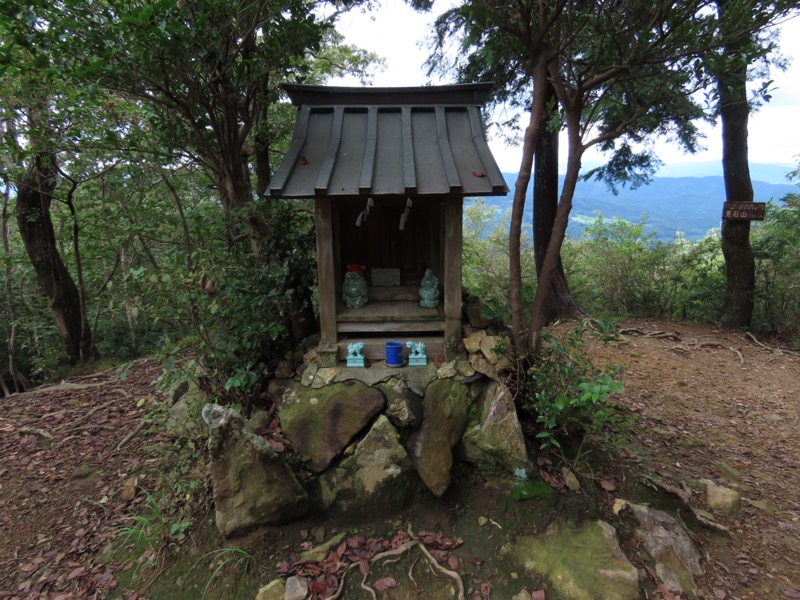 太平山、馬不入山、晃石山