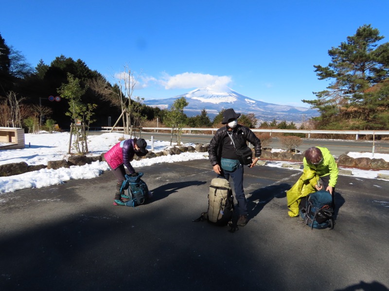糸の会・金時山