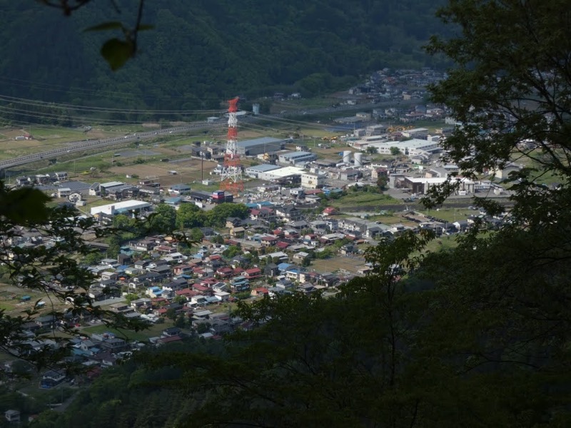 倉見山