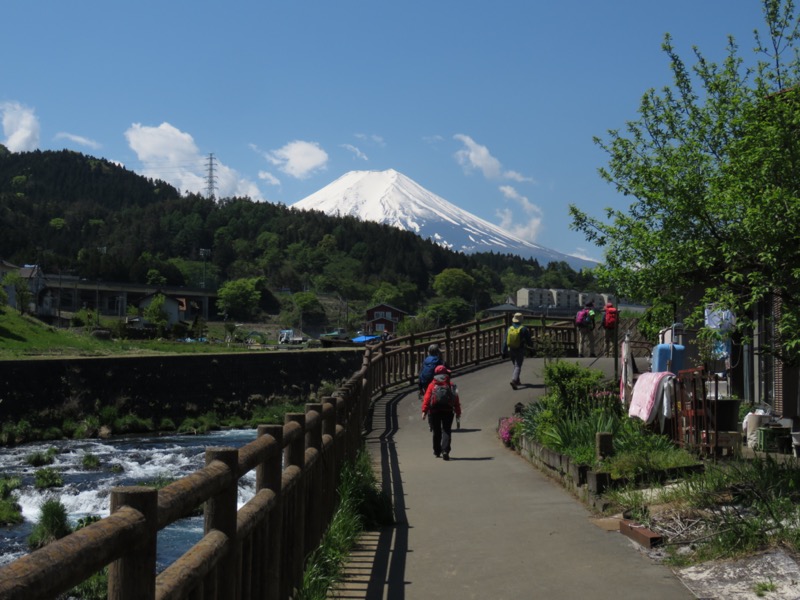 倉見山、桂川公園、富士山