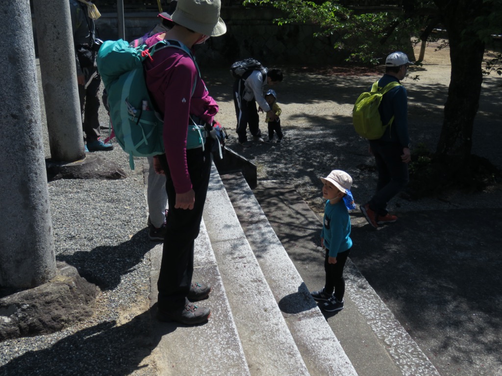 塩ノ山、向嶽寺境内