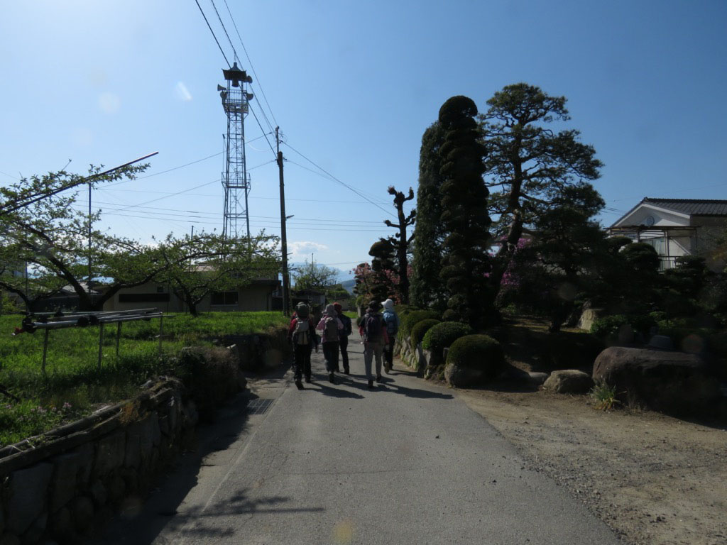 塩ノ山、釈迦堂から石和温泉へ