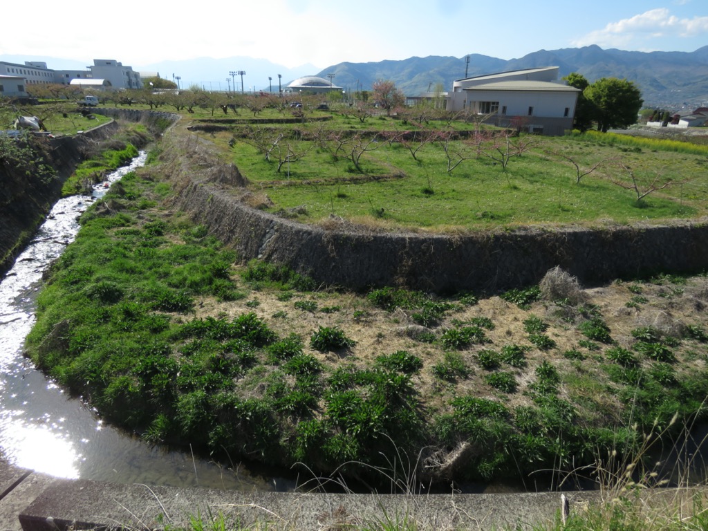 塩ノ山、釈迦堂から石和温泉へ