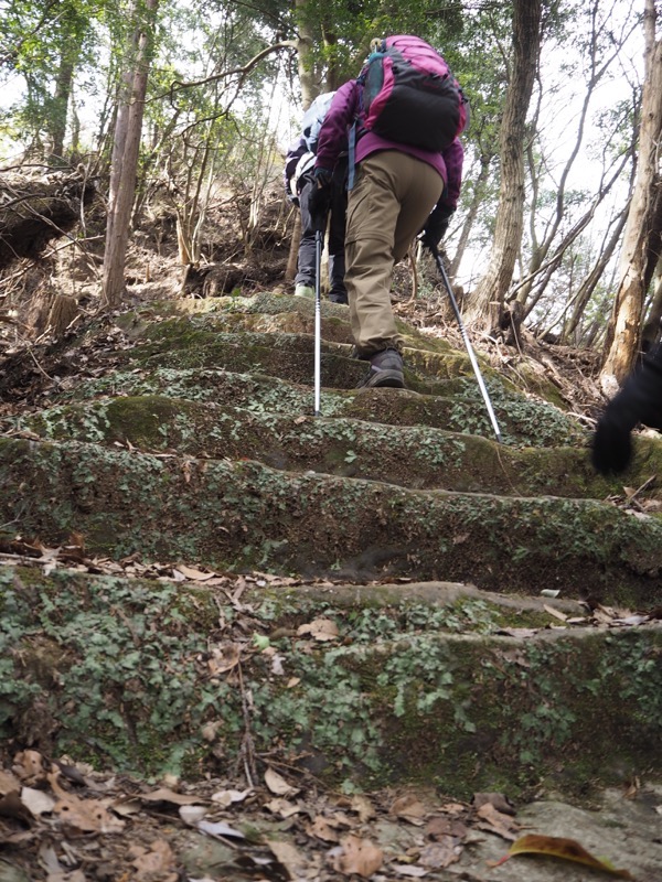 高宕山、高宕大滝→高宕山