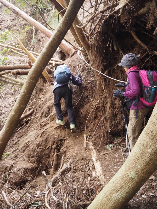 高宕山、高宕大滝→高宕山、崩落