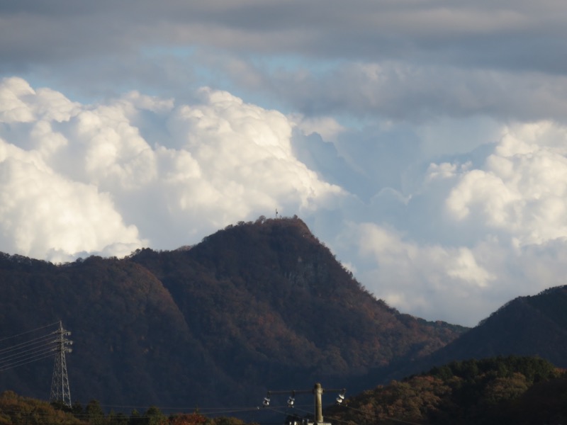 奥久慈・男体山から袋田の滝