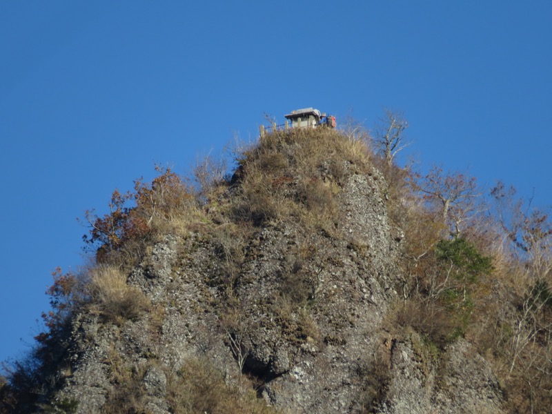 奥久慈・男体山から袋田の滝、奥久慈・男体山、大円地登山口〜山頂、登山口、山頂を望む、男体神社奥宮