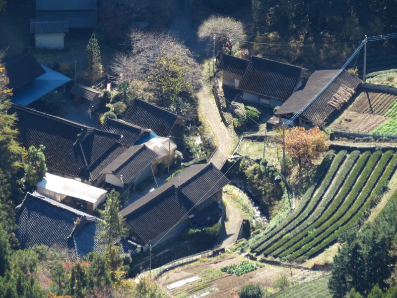 奥久慈・男体山から袋田の滝鹿島灘、大円地の3軒?集落