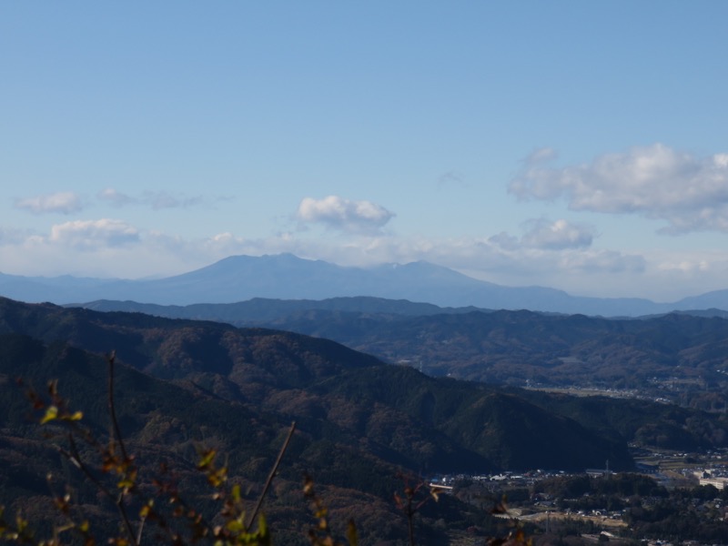 奥久慈・男体山から袋田の滝、男体山山頂〜袋田の滝、第二展望台