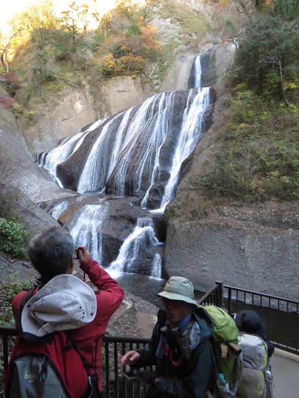 奥久慈・男体山から袋田の滝、袋田の滝