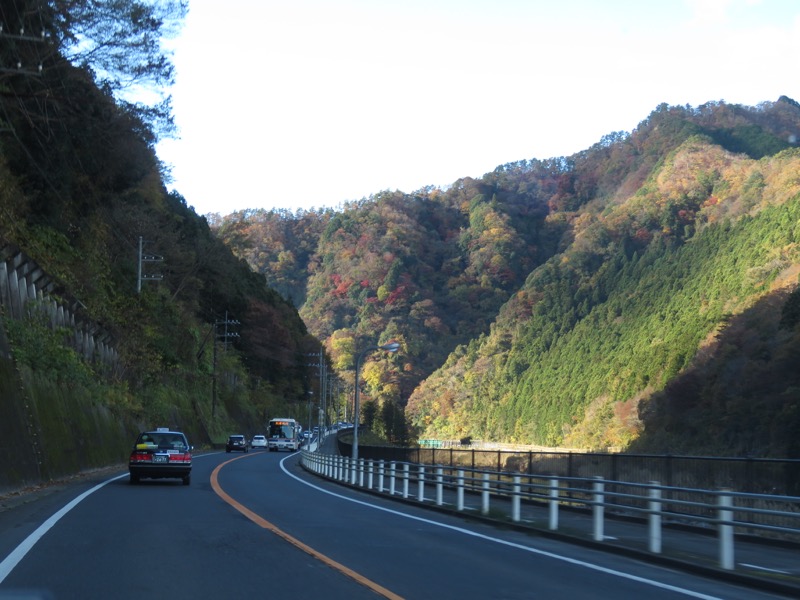 奥久慈・男体山から袋田の滝、常陸大子、奥久慈パノラマライン