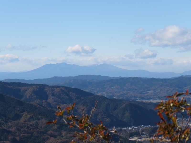 奥久慈・男体山から袋田の滝、男体山山頂〜袋田の滝、第二展望台