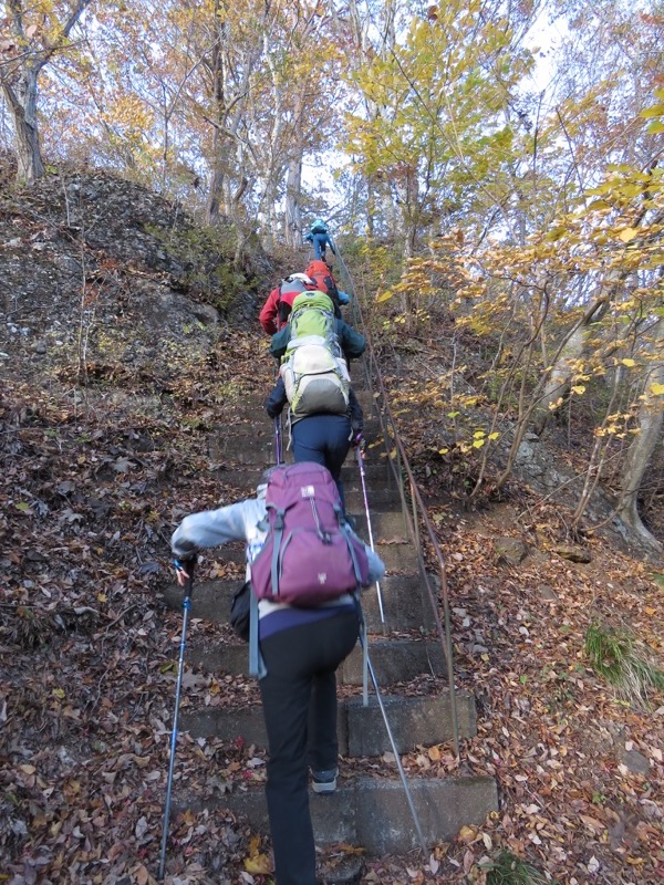 奥久慈・男体山から袋田の滝