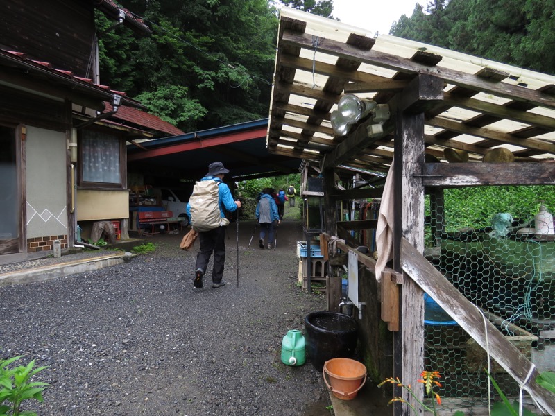 南沢あじさい山