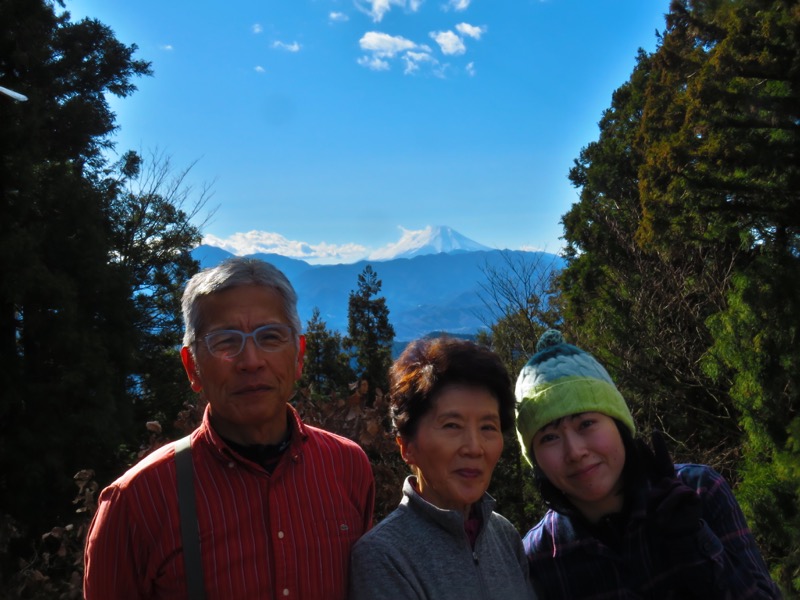 陣馬山,登山