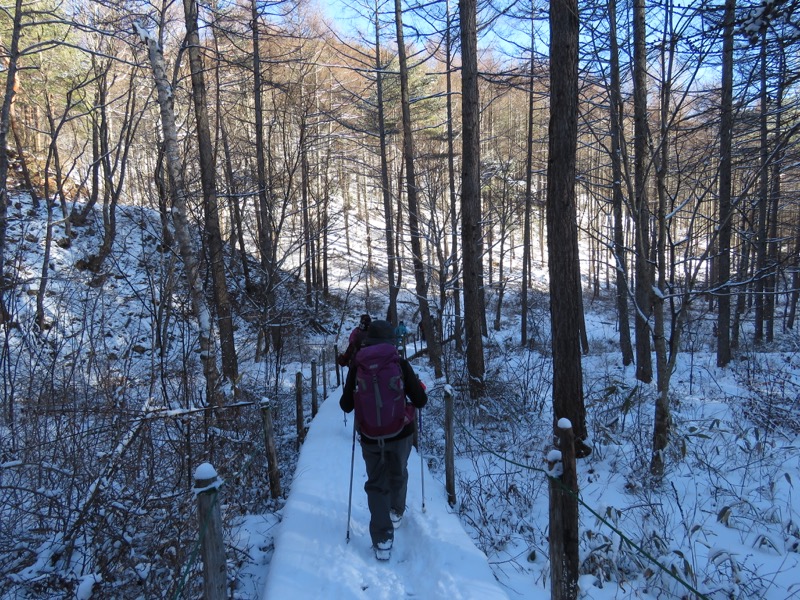 守屋山,登山