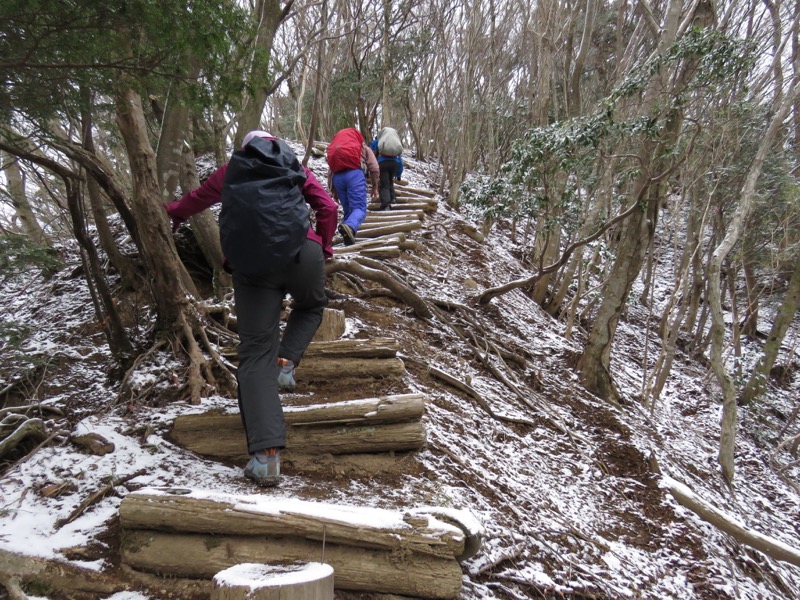 大山・三峰山登山