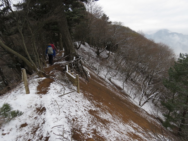 大山・三峰山登山