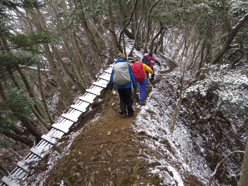 大山・三峰山登山