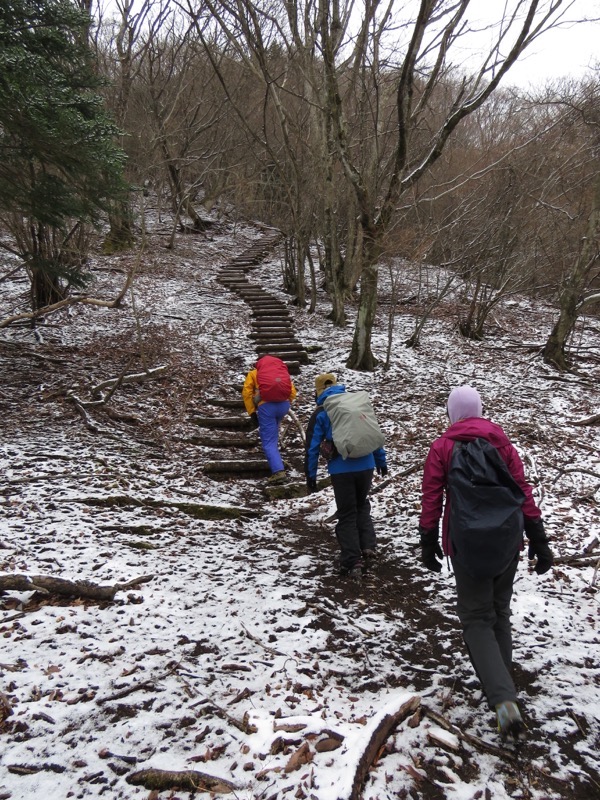 大山・三峰山登山