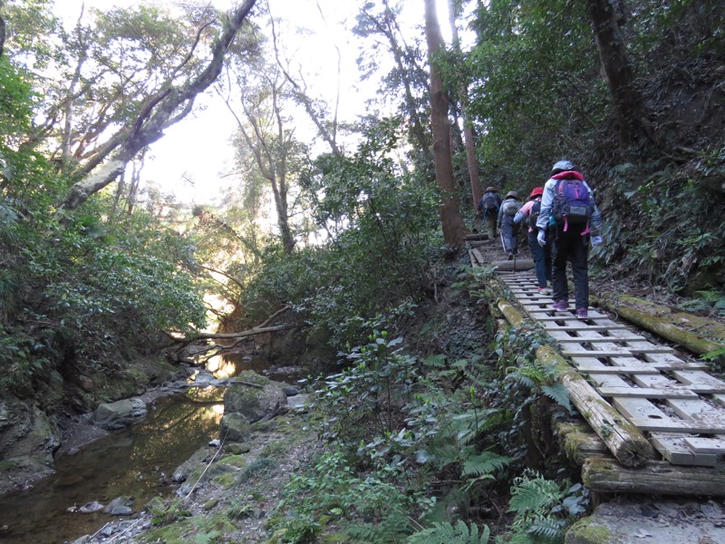 烏場山登山、花嫁街道、花婿街道