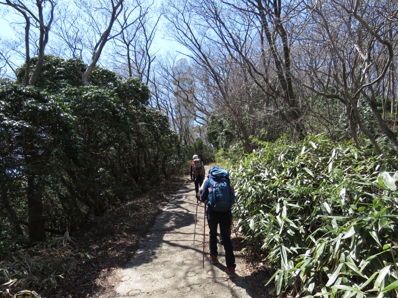 御岩山・登山