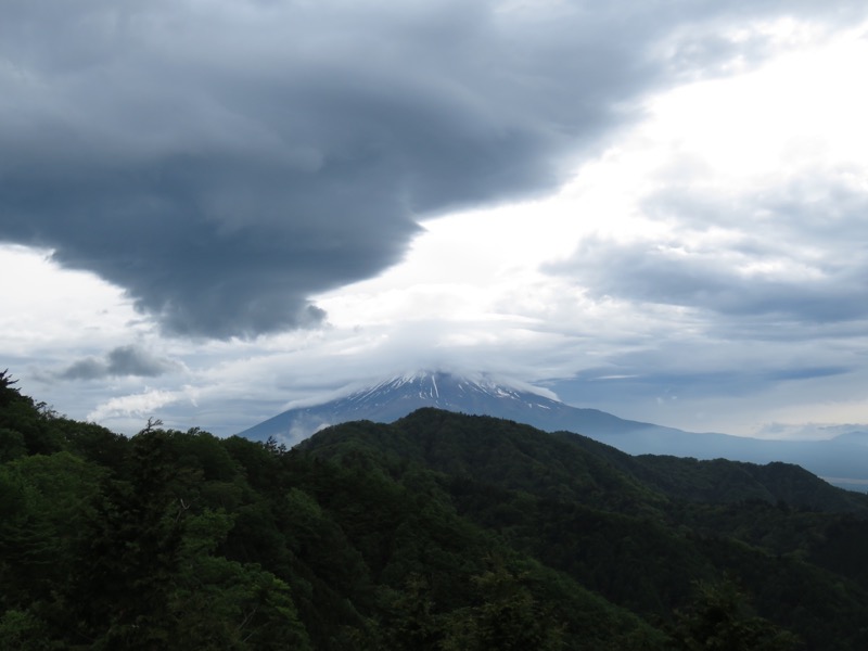 御正体山登山