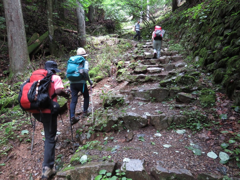 三頭山〜笹尾根