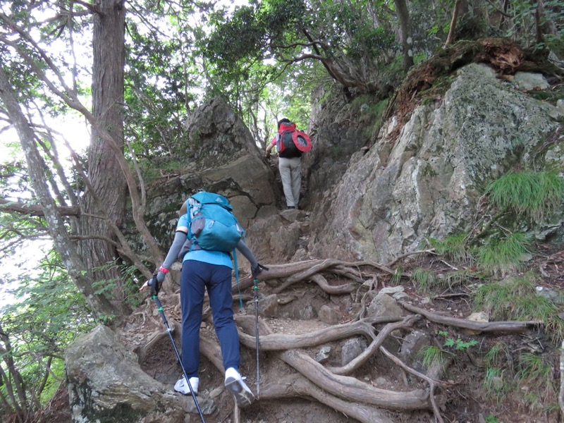 御岳山〜大岳山〜鋸山登山