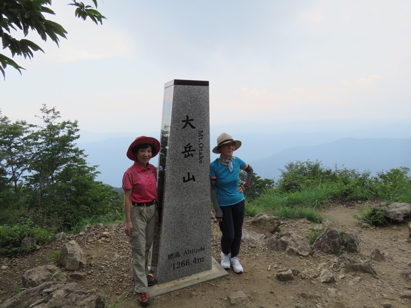 御岳山〜大岳山〜鋸山登山