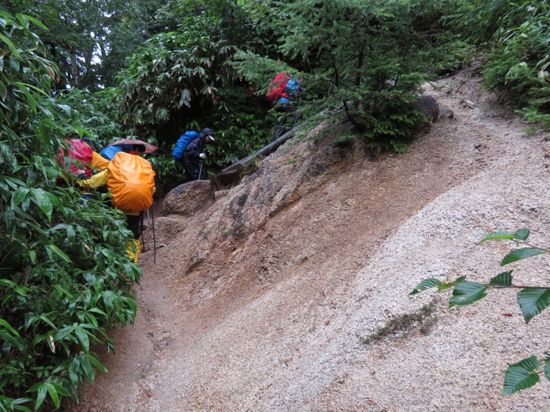 燕岳、登山