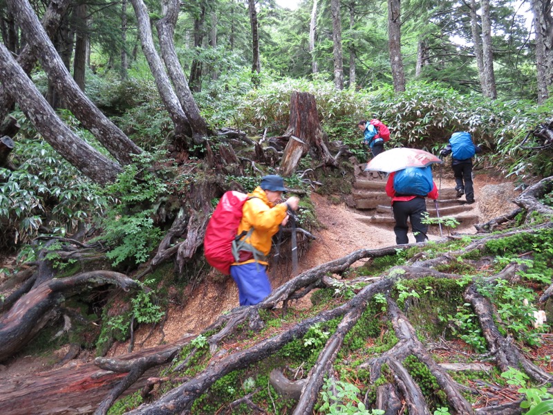 燕岳、登山