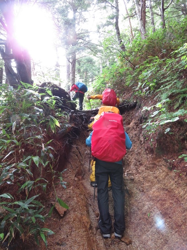 燕岳、登山