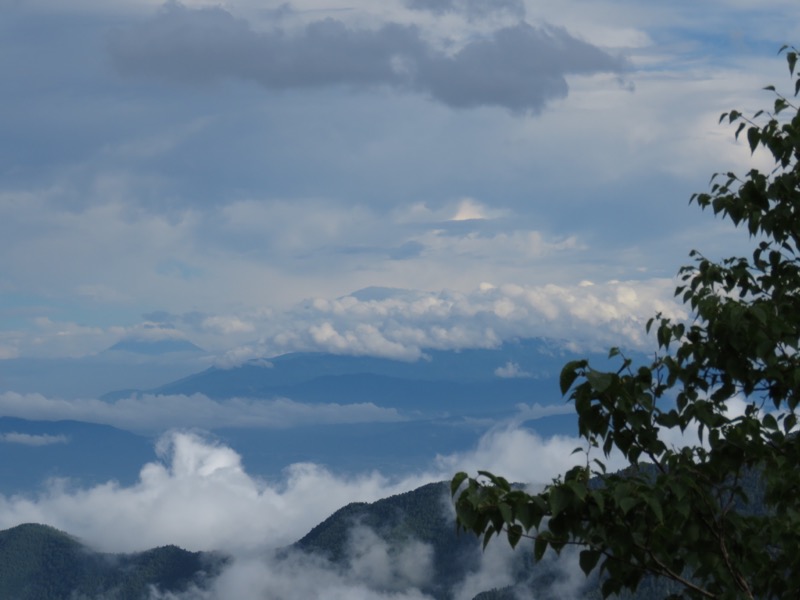 燕岳、登山