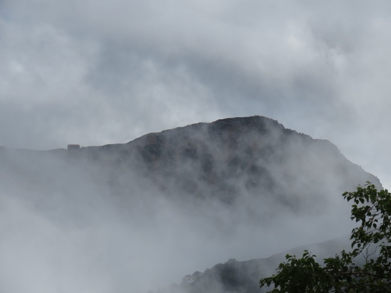 燕岳、登山