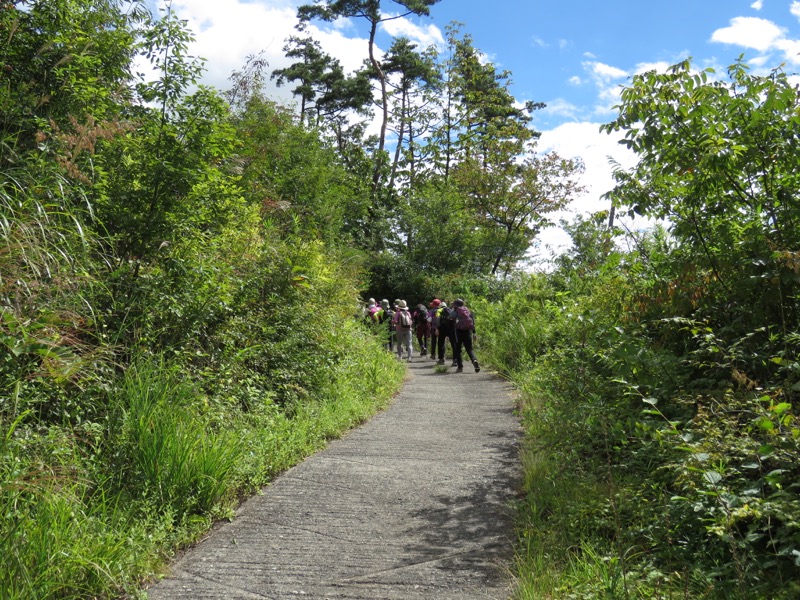 戸神山登山