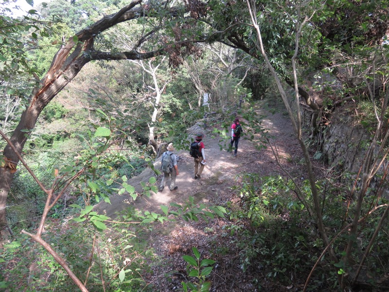 三峰山〜鷹取山登山