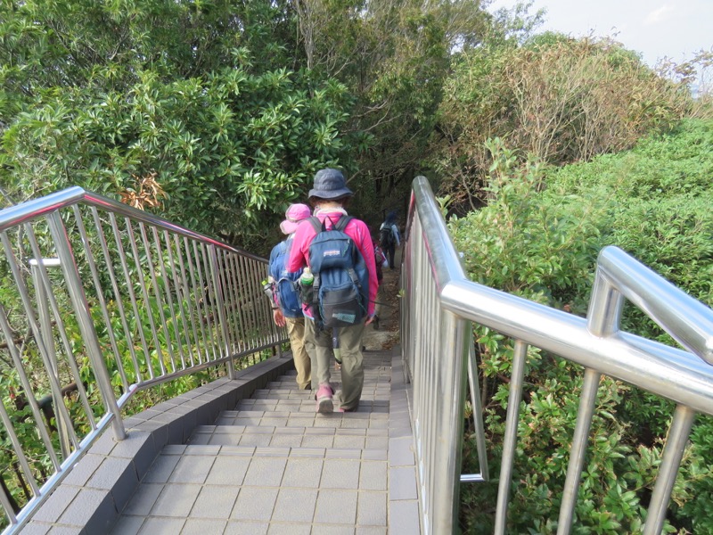 三峰山〜鷹取山登山