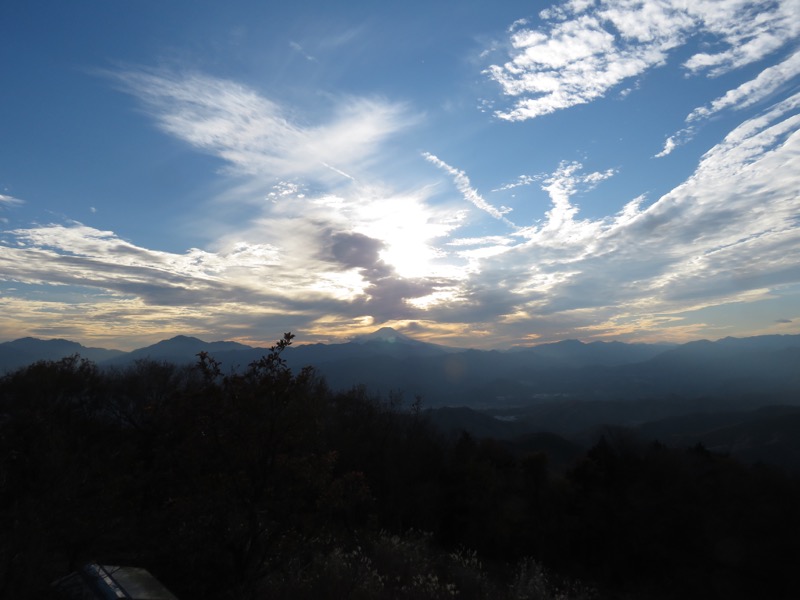 笹尾根〜陣馬山