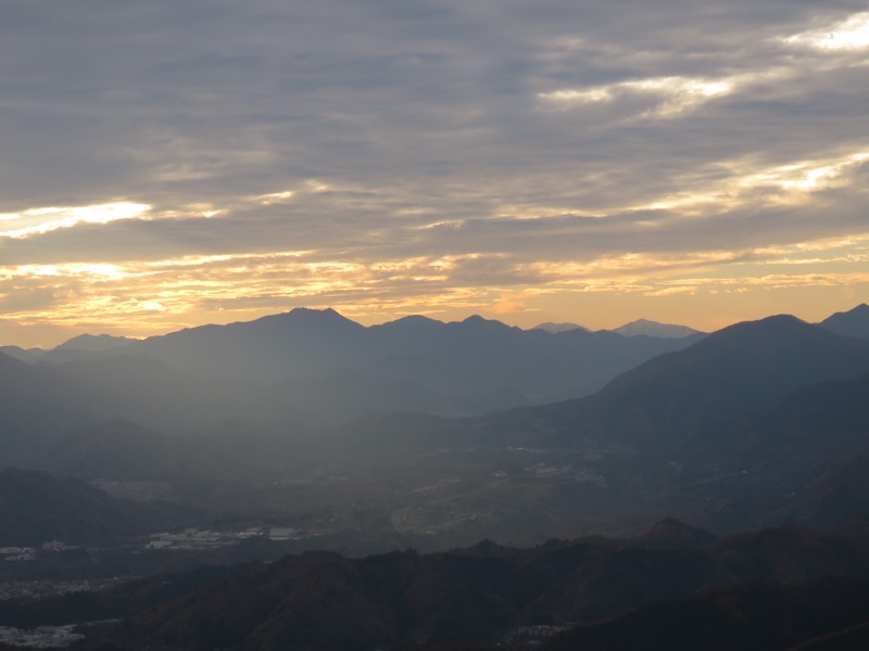 笹尾根〜陣馬山