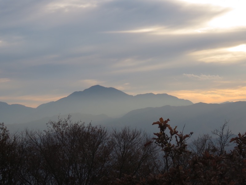 笹尾根〜陣馬山