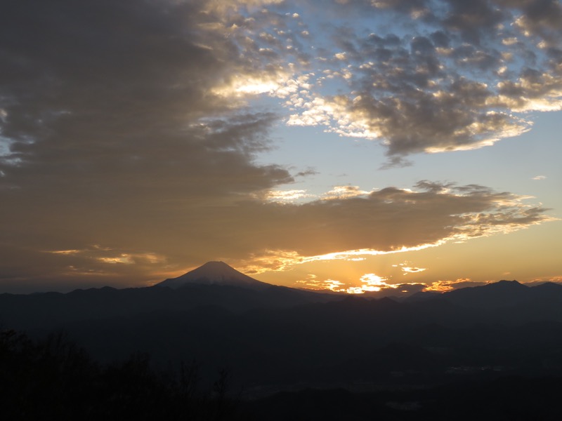 笹尾根〜陣馬山