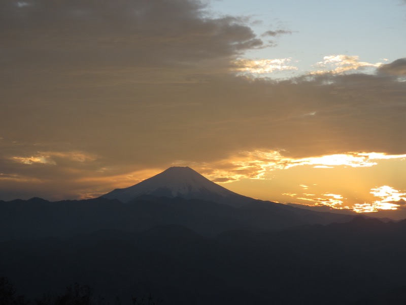 笹尾根〜陣馬山