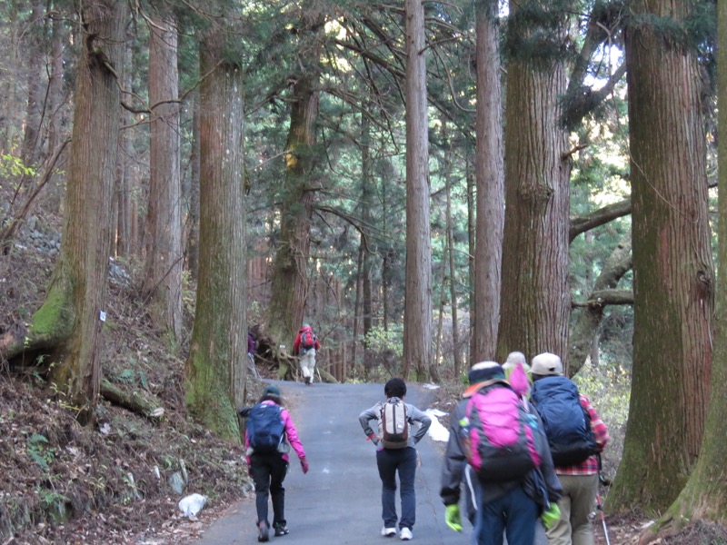 日の出山登山